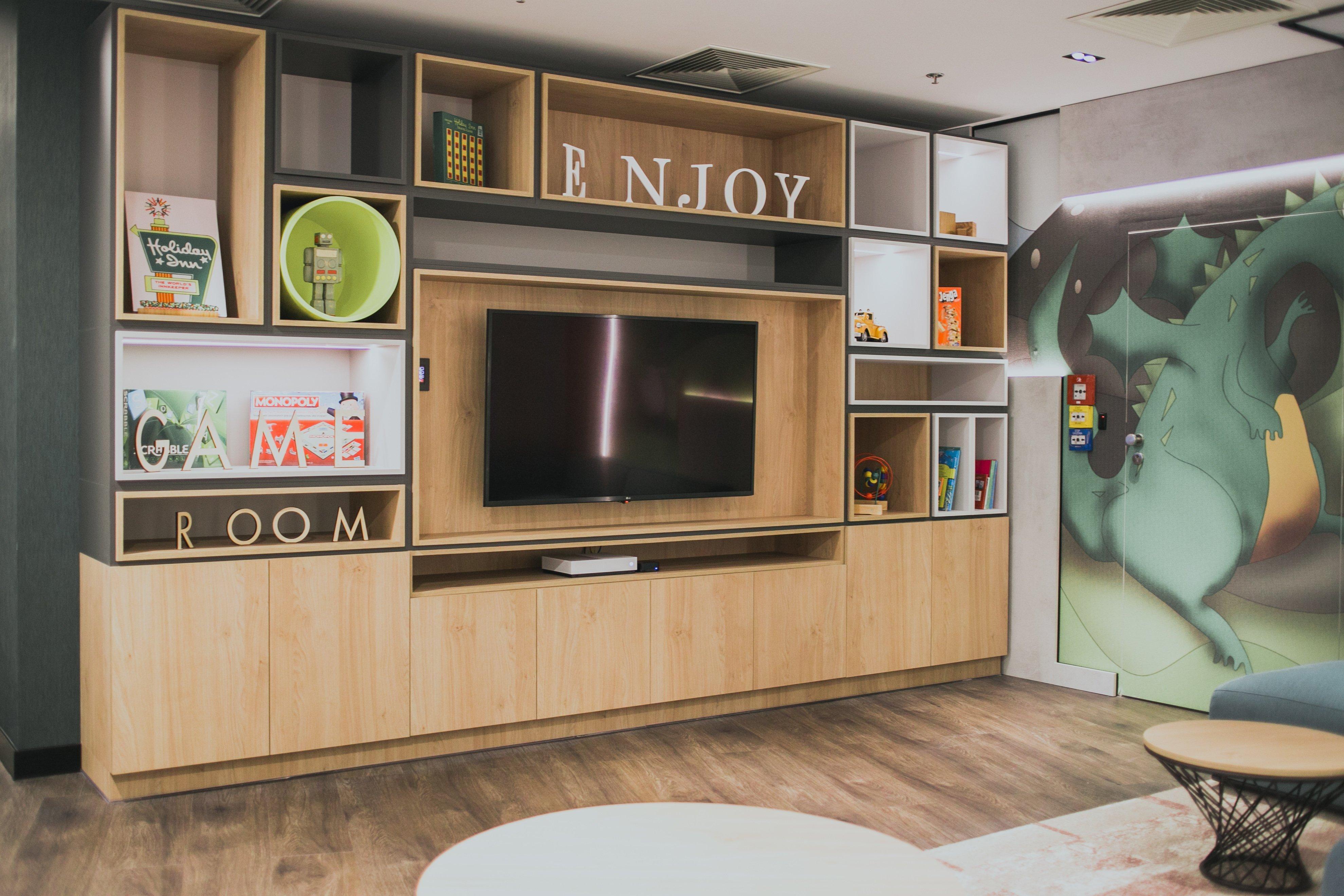 Holiday Inn Krakow City Centre By Ihg Ngoại thất bức ảnh A typical room at the airport