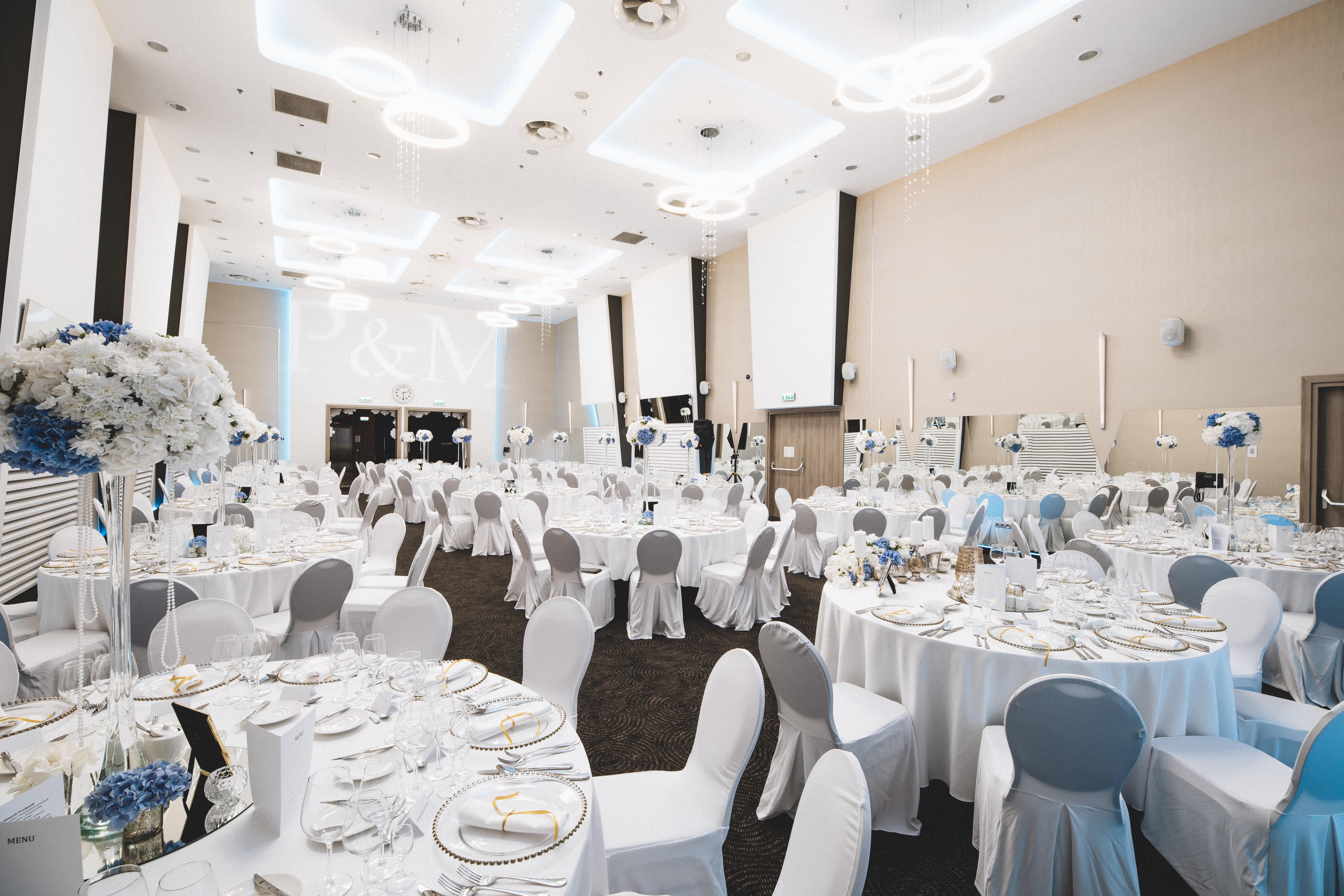 Holiday Inn Krakow City Centre By Ihg Ngoại thất bức ảnh A wedding reception