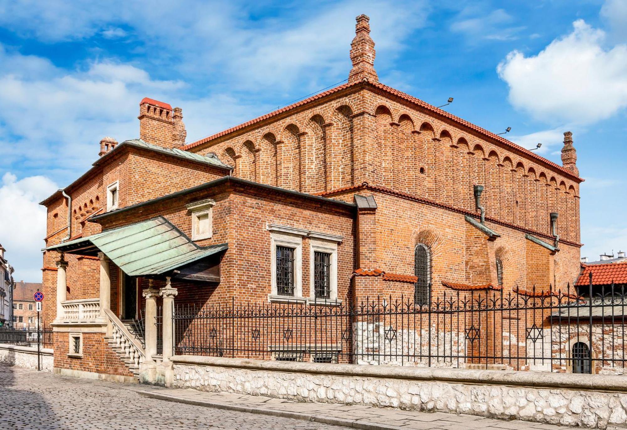 Holiday Inn Krakow City Centre By Ihg Ngoại thất bức ảnh The Church of the Holy Apostles